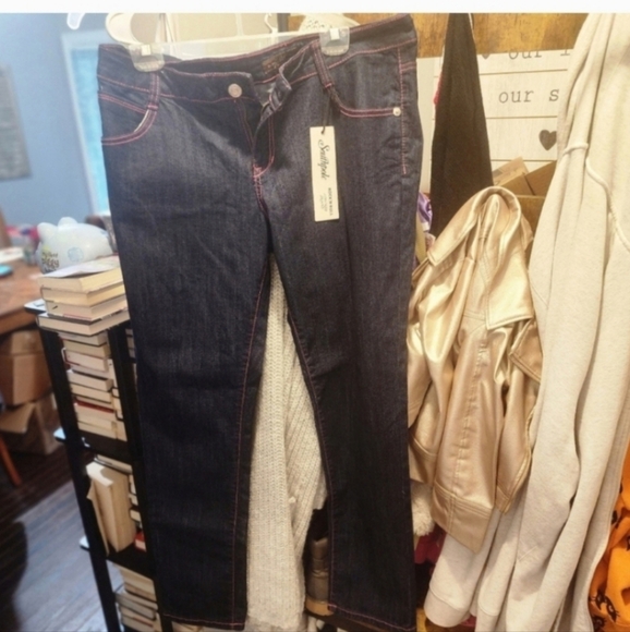 🍂🍁NWT SOUTH POLE size 18 skinny jeans - Picture 6 of 6